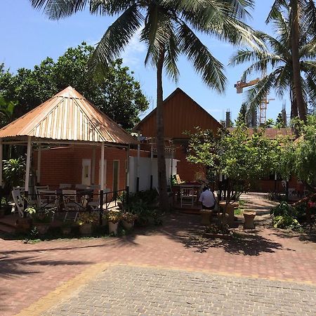 Hotel Romance Da Nang Bagian luar foto